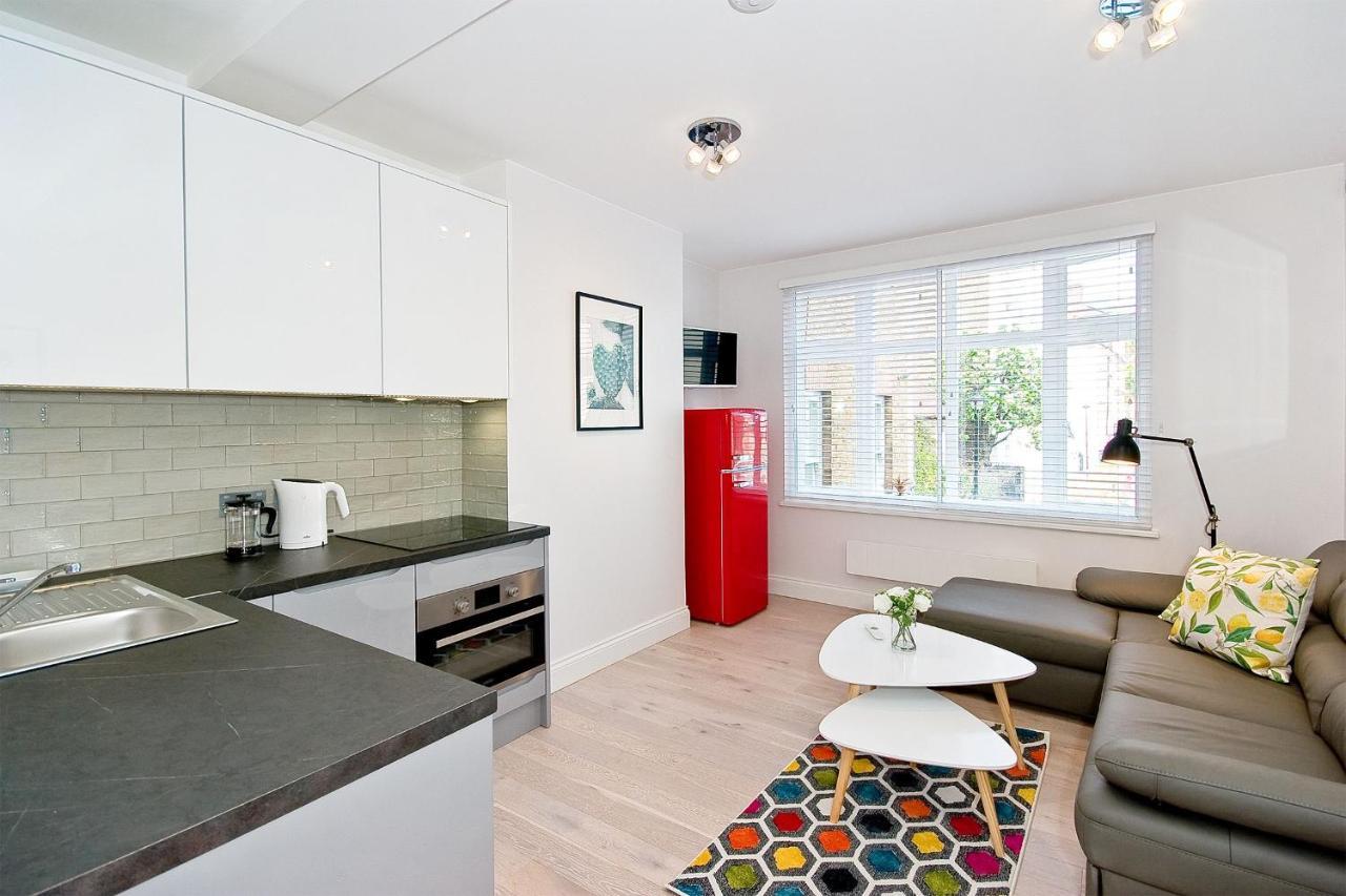 F2 Greek Street By City Living London Ngoại thất bức ảnh